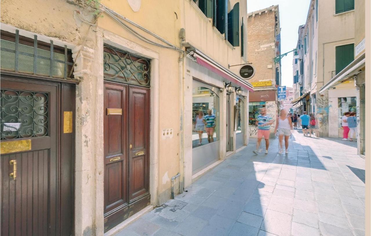 Nice Apartment In Venezia -Ve- With Wifi Buitenkant foto