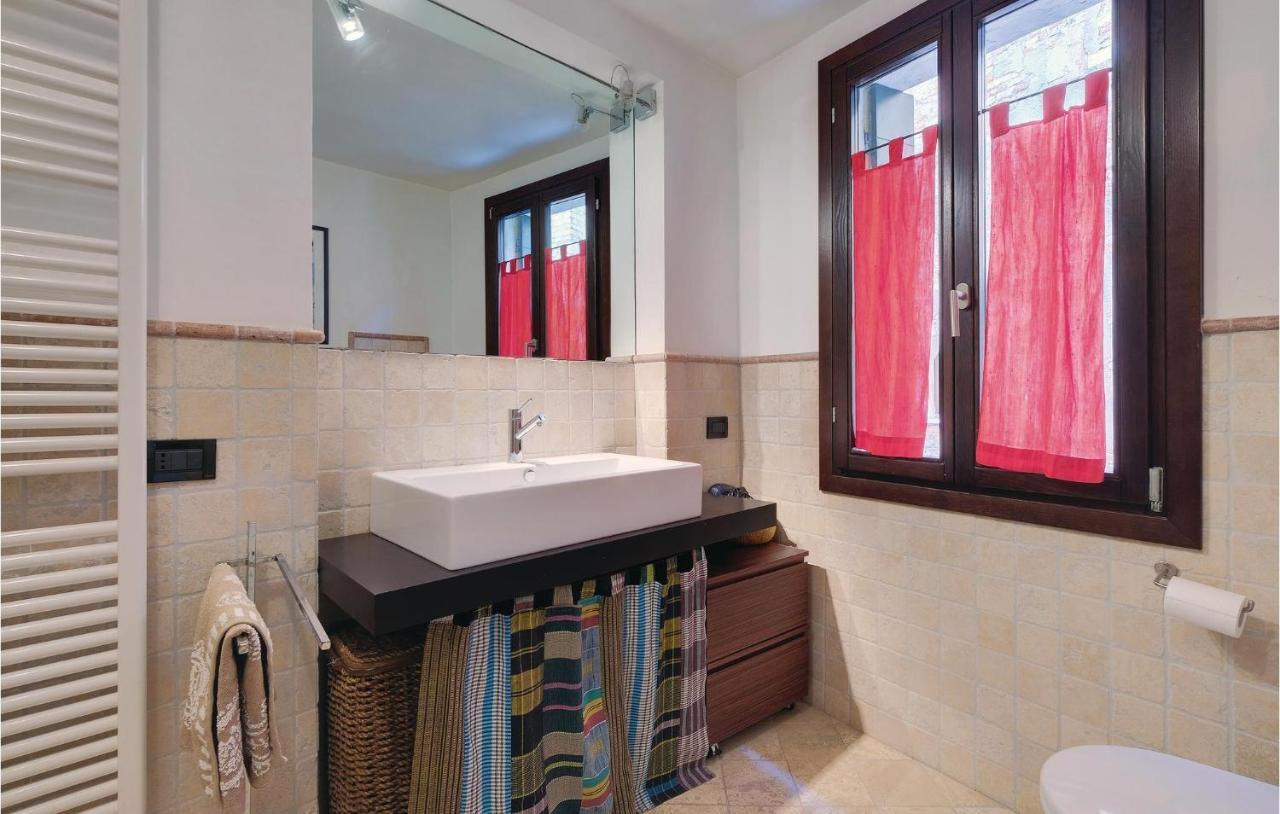 Nice Apartment In Venezia -Ve- With Wifi Buitenkant foto